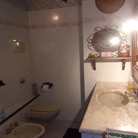 Bed & Breakfast La Corte Di Castello